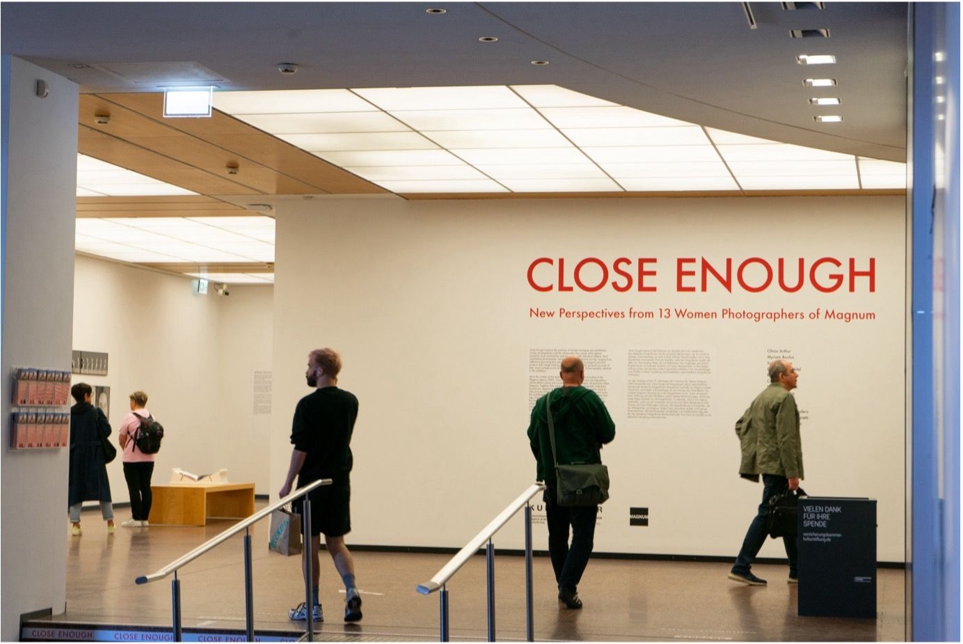 13 Kadın Magnum Fotoğrafçısının Sergisi ‘Close Enough’ Ziyarete Açıldı